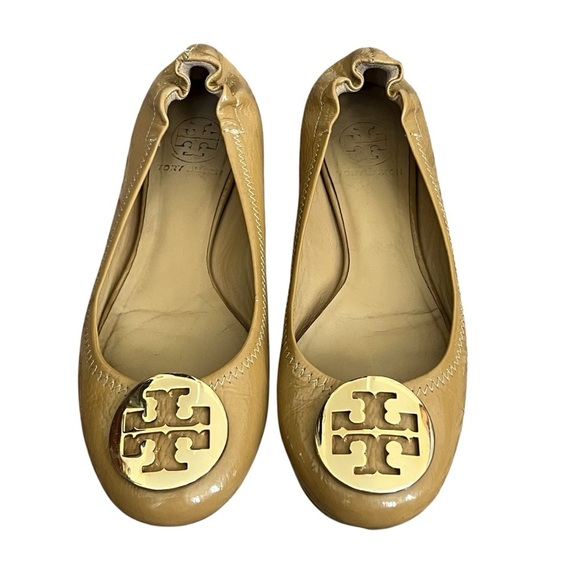 Tory Burch Shoes - TORY BURCH Logo Ballet Flat Gold Reva Patent Iced Coffee Tan Beige Size 6.5